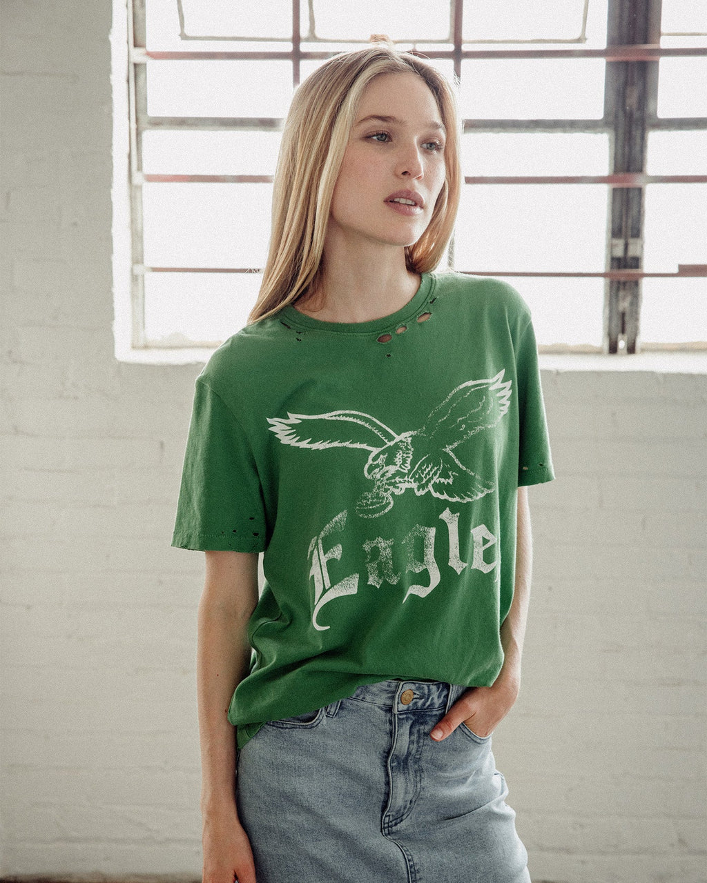 Philadelphia Eagles Fly Vintage Destroy Tee product image 3