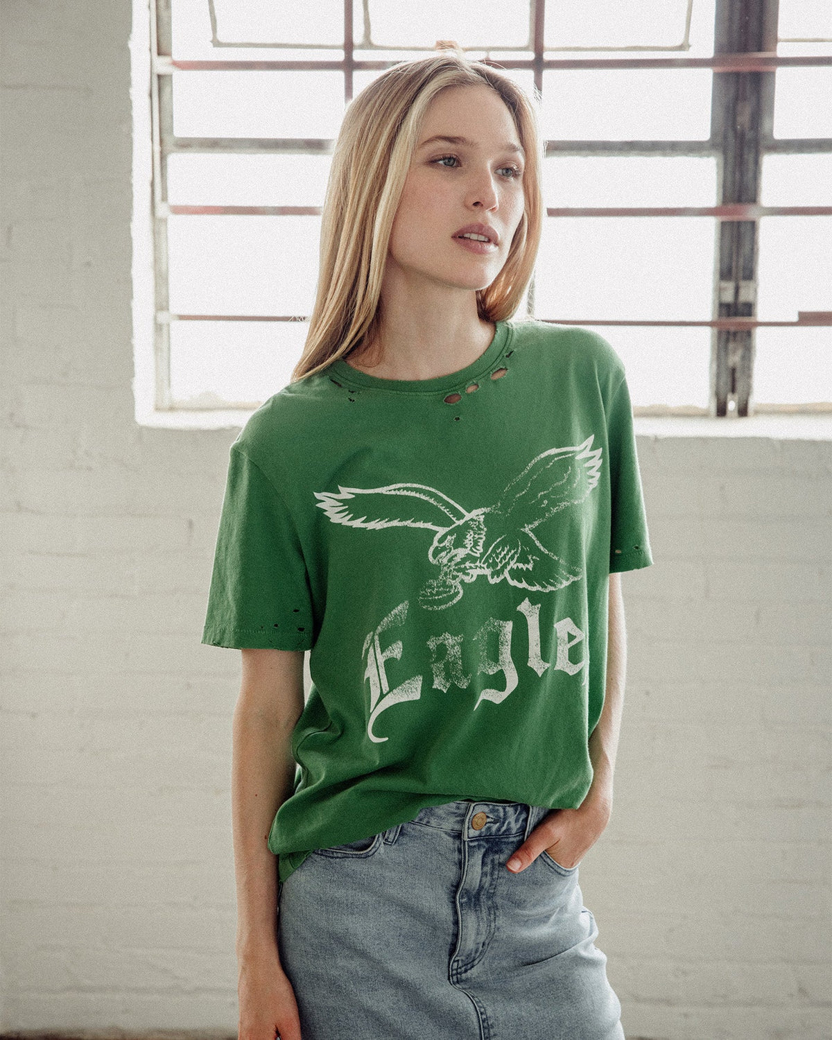 Philadelphia Eagles Fly Vintage Destroy Tee product image 3